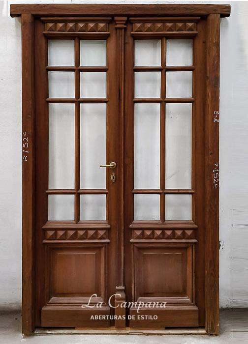 Puerta de exterior de cedro