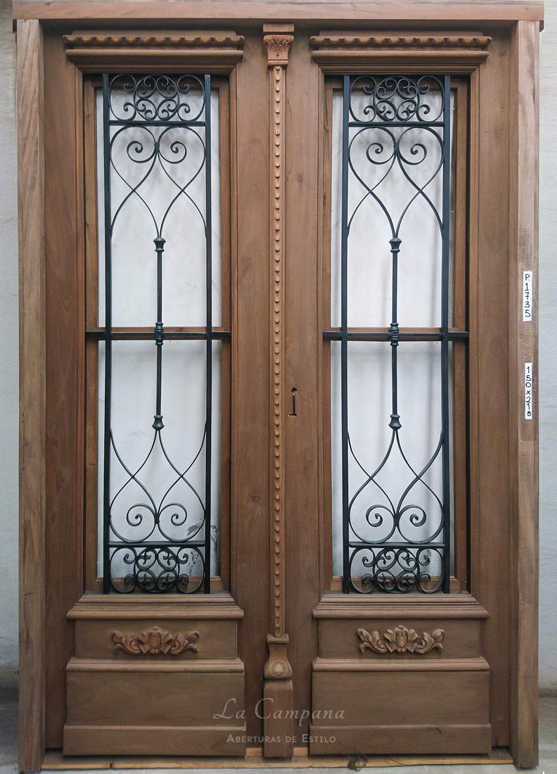 Puerta de exterior de cedro