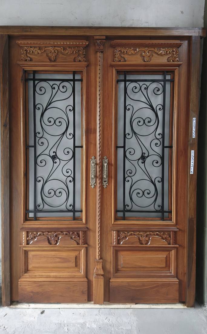 Puerta para frente de casa
