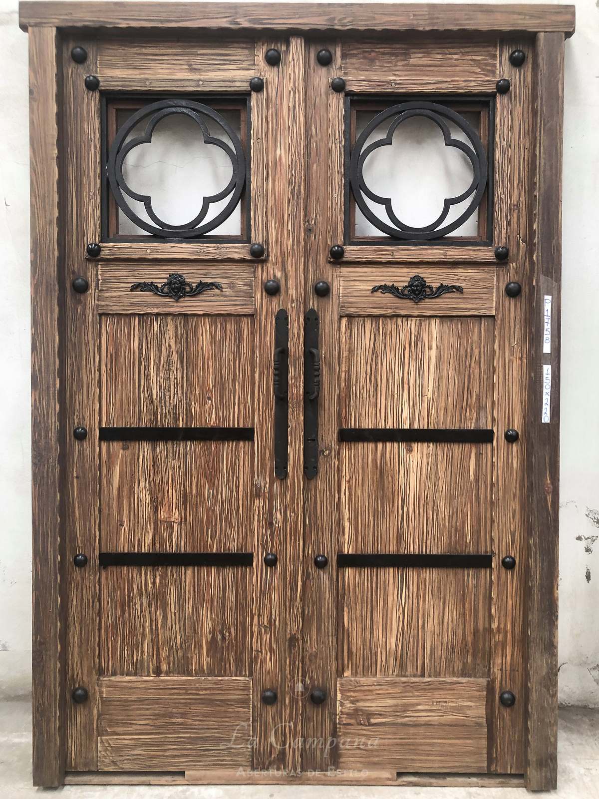 puerta de cedro de doble hoja con vitraux para frente de casa