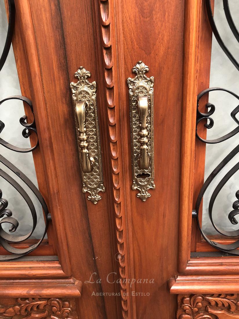 Puerta de doble hoja
